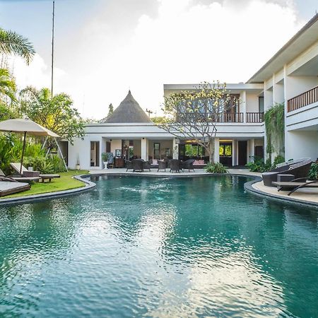 Villa Diana Bali 16 Bedrooms Семіньяк Екстер'єр фото