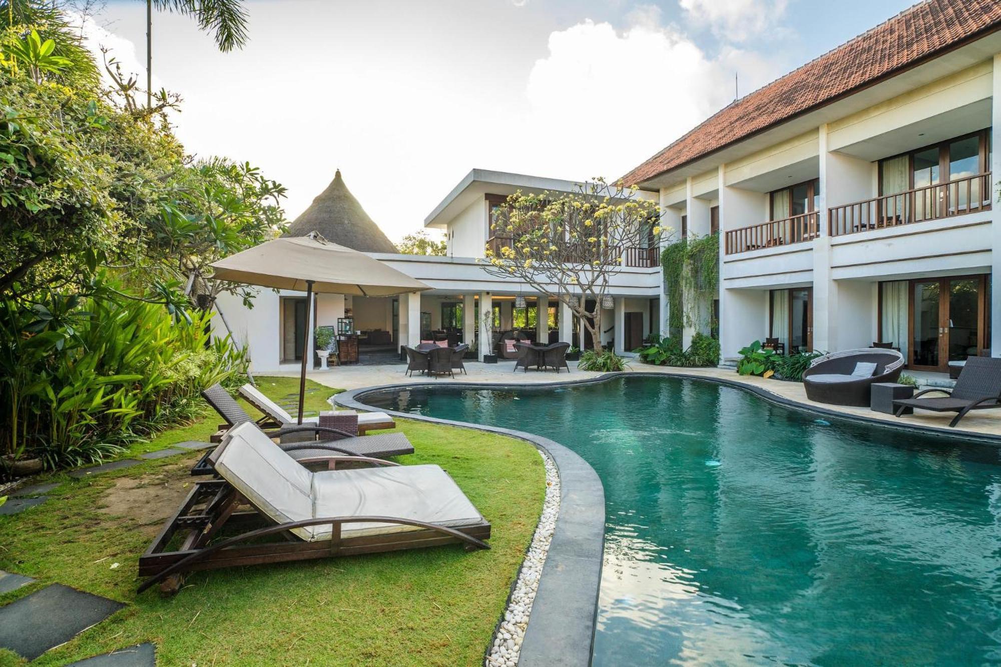Villa Diana Bali 16 Bedrooms Семіньяк Екстер'єр фото
